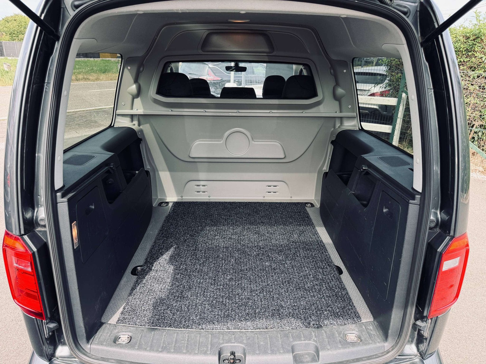 Volkswagen Caddy 2.0 CR TDi Maxi Double cabine, Utilitaire,, Auto's, Bestelwagens en Lichte vracht, Stof, Gebruikt, 4 cilinders