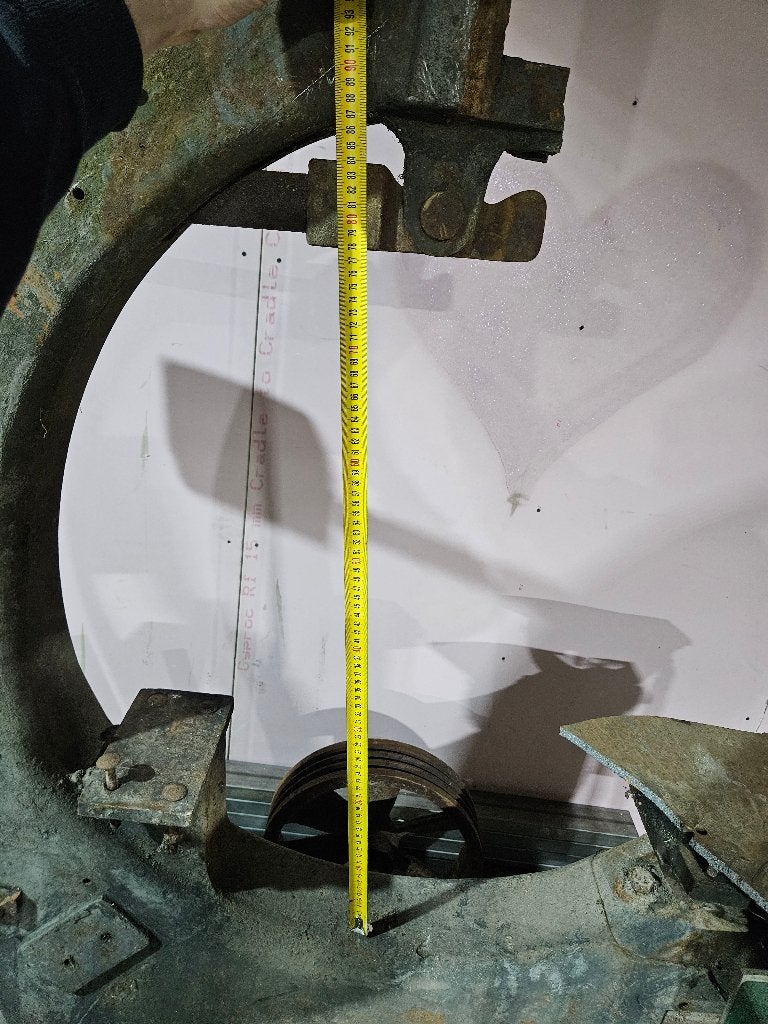 Grote oude gietijzeren bandzaag – restauratieproject, Doe-het-zelf en Bouw, Gereedschap | Zaagmachines, Ophalen, Gebruikt, Lintzaag