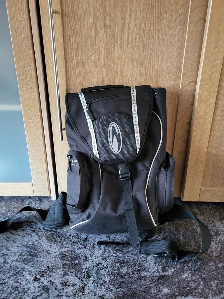 Rugzak moto Richa, Motoren, Ophalen