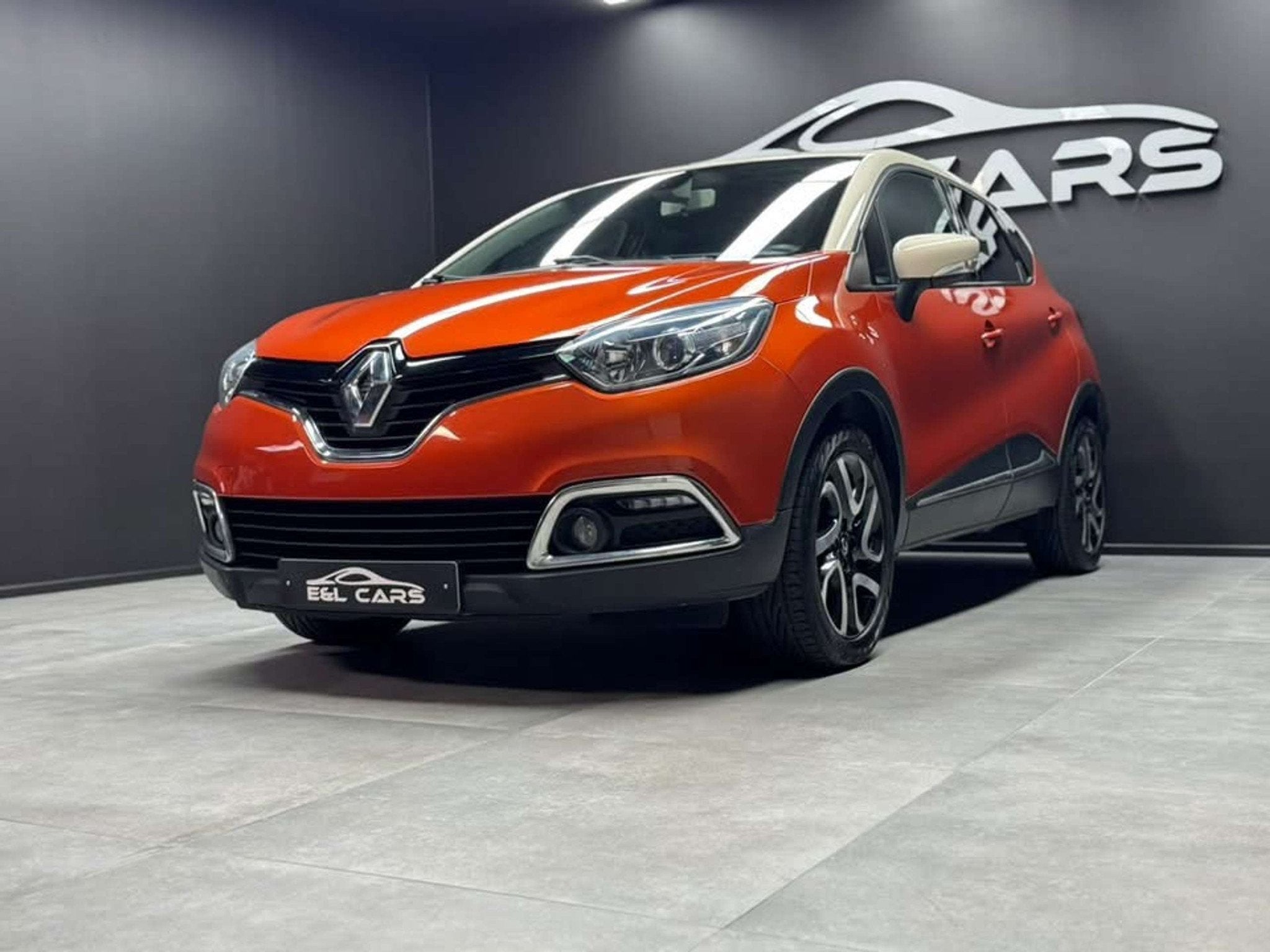 Renault Captur Captur 1.5 dCi EDC *12 mois de garantie*, Auto's, Automaat, Stof, Gebruikt, Bluetooth