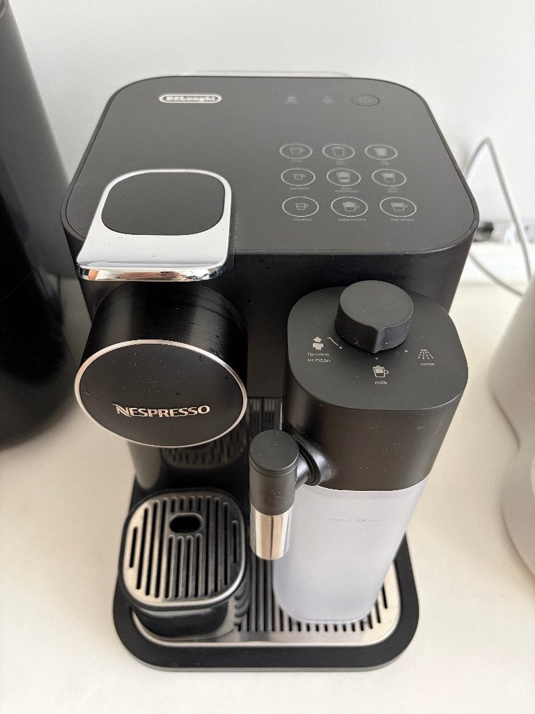 Nespresso Gran Lattissima, Ophalen, Gebruikt, Koffiemachine, 1 kopje
