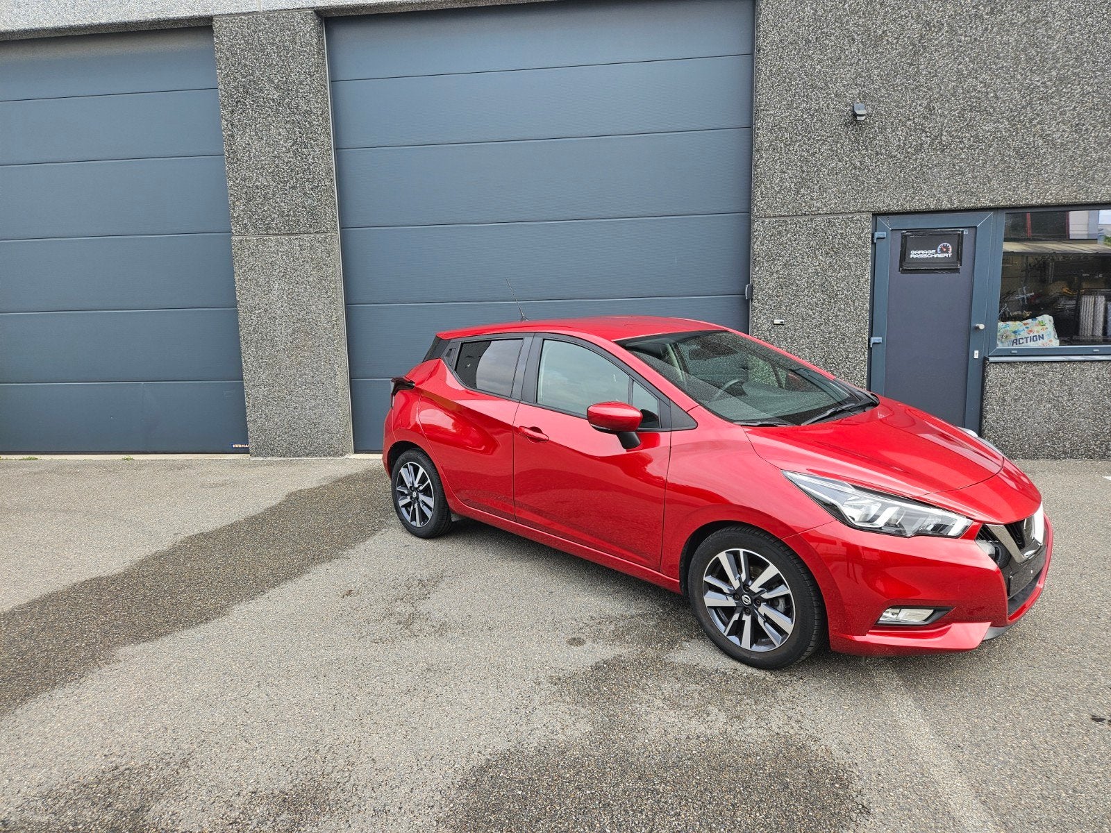 mooie goed onderhouden 0.9 ig-t 900cc benzine 2017, Autos, Rouge, Achat, Euro 6, Entreprise