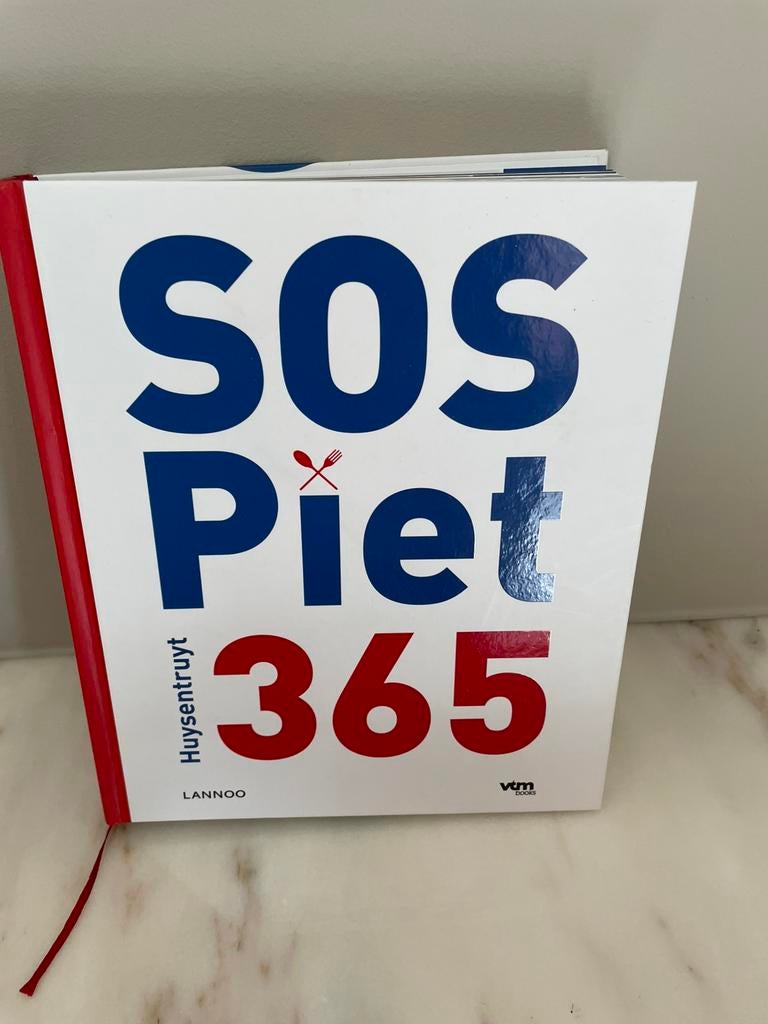 Piet Huysentruyt - SOS Piet 365, Boeken, Ophalen of Verzenden, Piet Huysentruyt; Frank Smedts