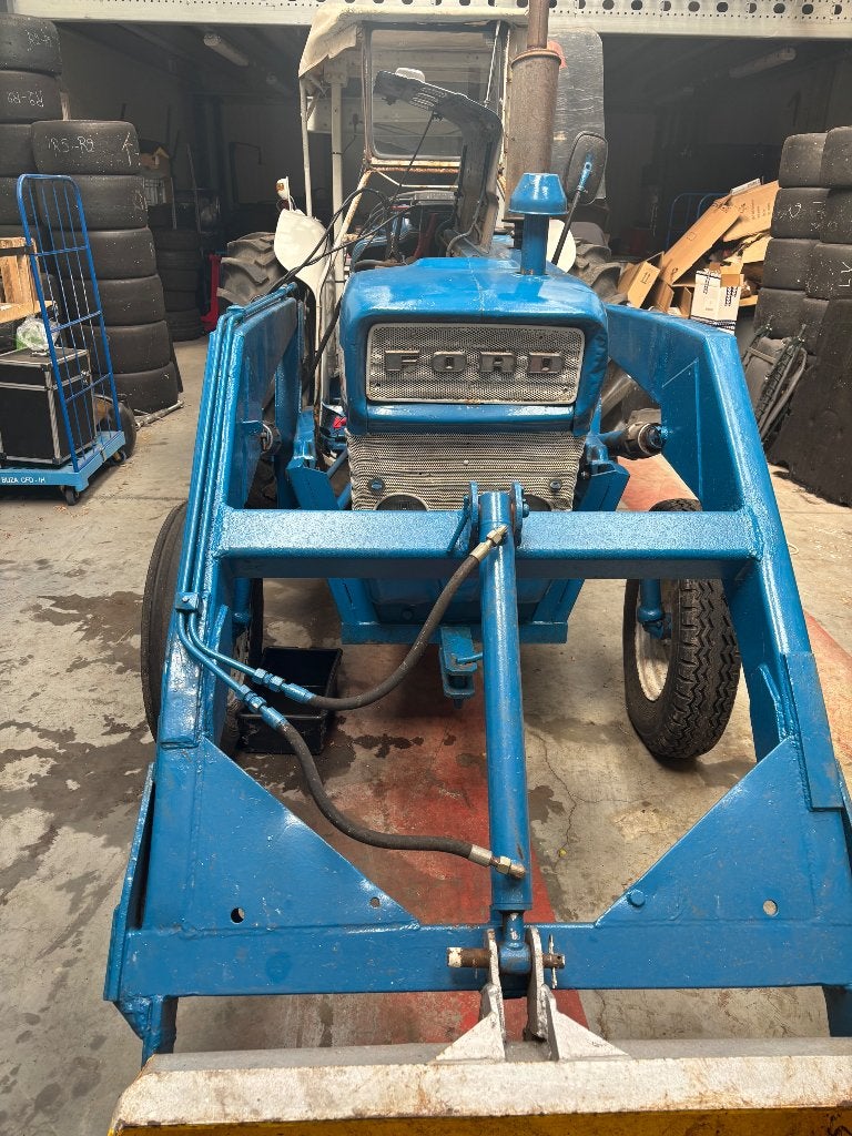 Ford tractor te koop, Articles professionnels, Agriculture | Tracteurs, Enlèvement, Oldtimer/Ancêtre, Jusqu'à 80 ch, Ford