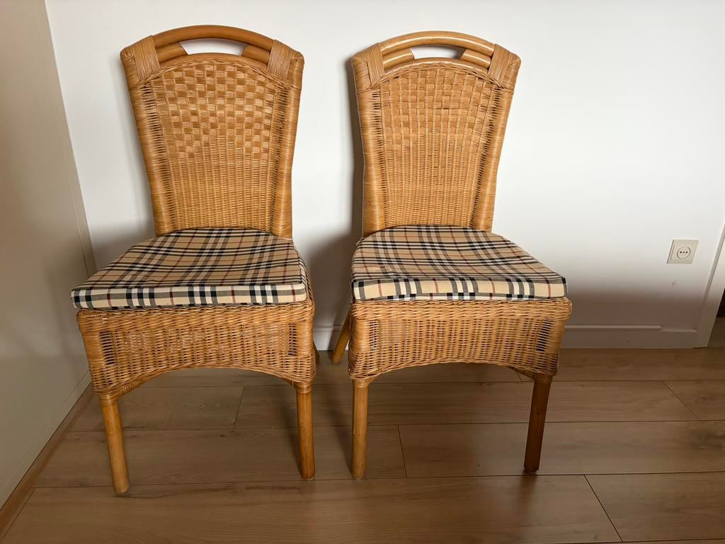2 rieten stoelen, Ophalen, Zo goed als nieuw