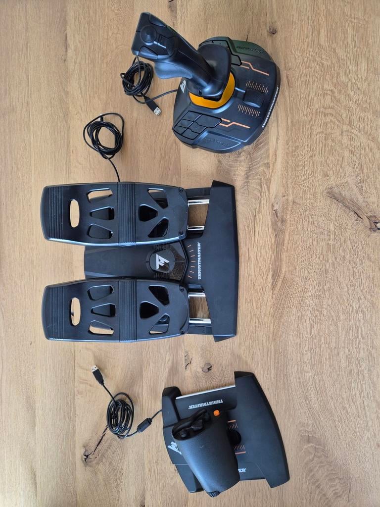 Pack de vol Thrustmaster T1600m FCS, Informatique & Logiciels, Joysticks, Comme neuf, Enlèvement