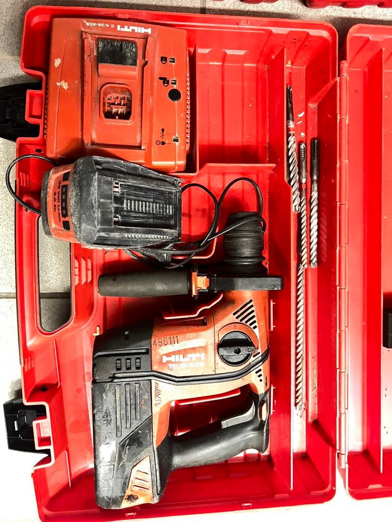 Hilti te6 36a 2 batterij 1 lader 1 koffer, Doe-het-zelf en Bouw, Ophalen, Zo goed als nieuw