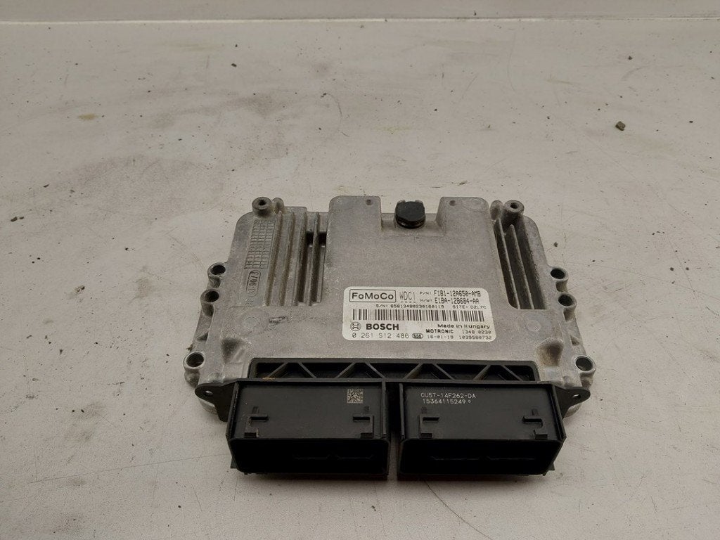 CALCULATEUR MOTEUR ECU Ford Fiesta 6 (JA8) (01-2008/01-2018), Robert Bosch AG, Robert-Bosch-Allee 1
74232  Abstatt, DE, Engineering@bosch.com
