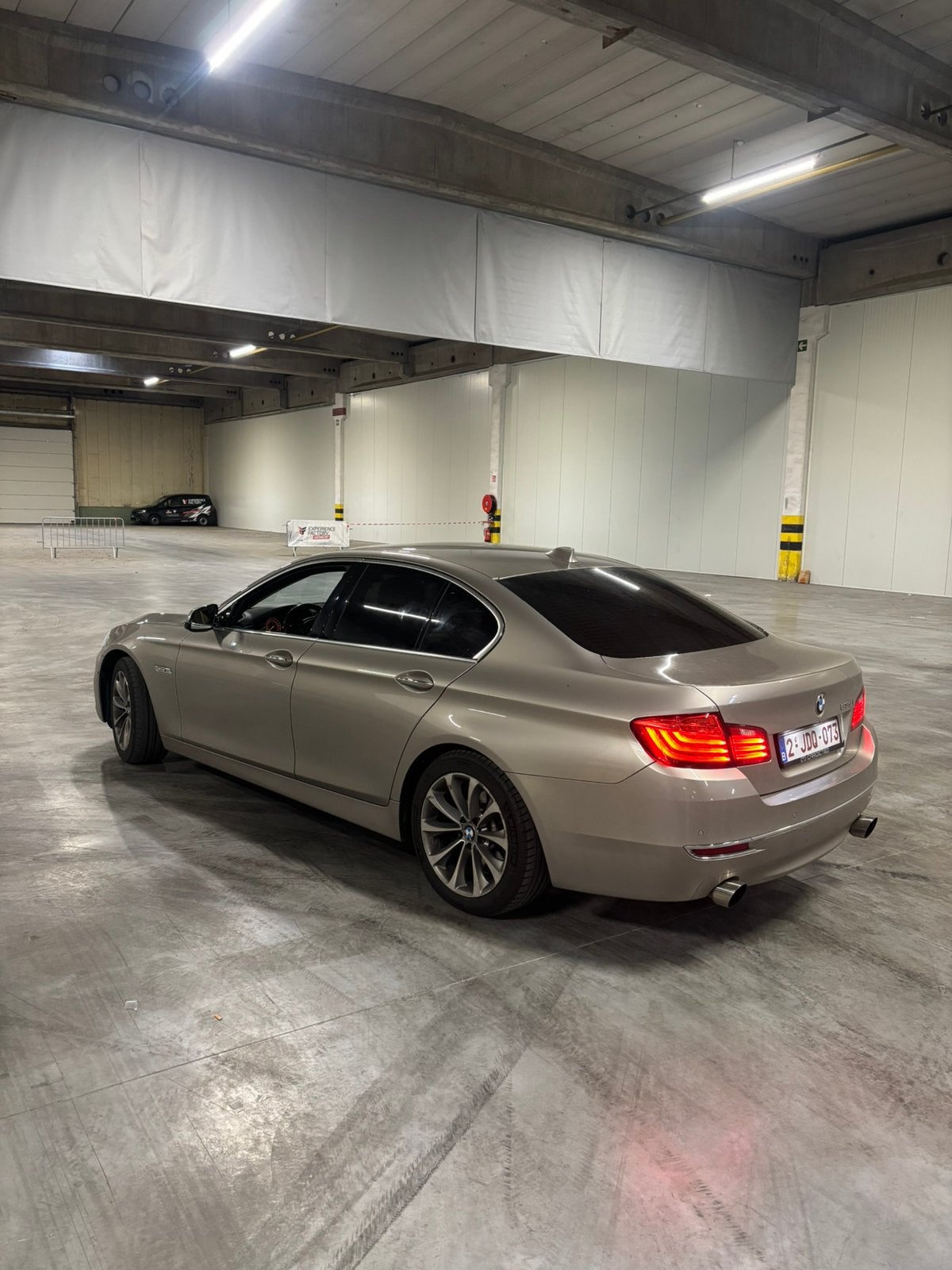 Bmw 535i, Auto's, BMW, Automaat, Achterwielaandrijving, Overige kleuren, 2000 kg