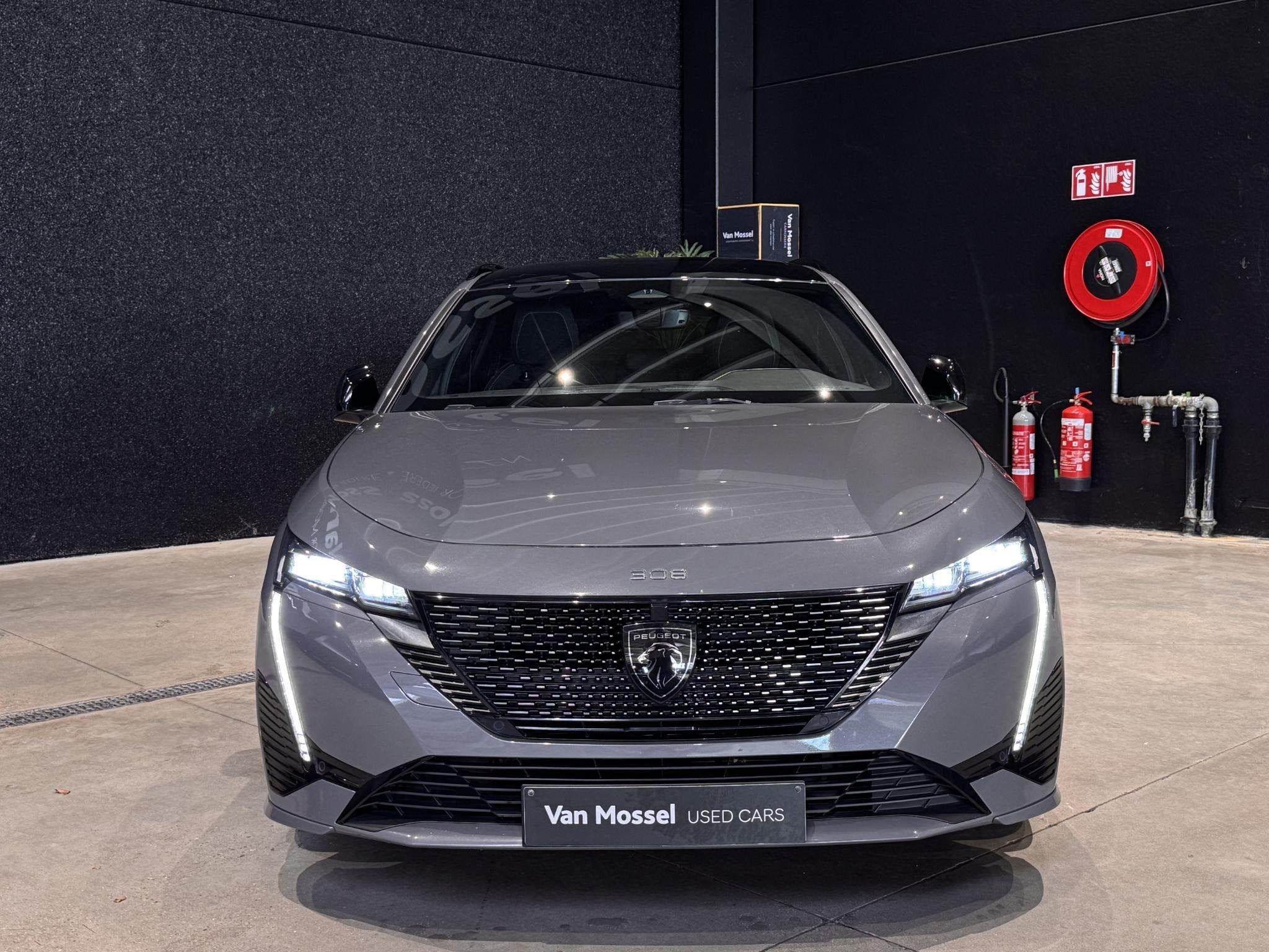 Peugeot 308 SW 1.2 PureTech 130 S&S EAT8 GT Pack, Autos, Argent ou Gris, Achat, Entreprise, Carnet d'entretien