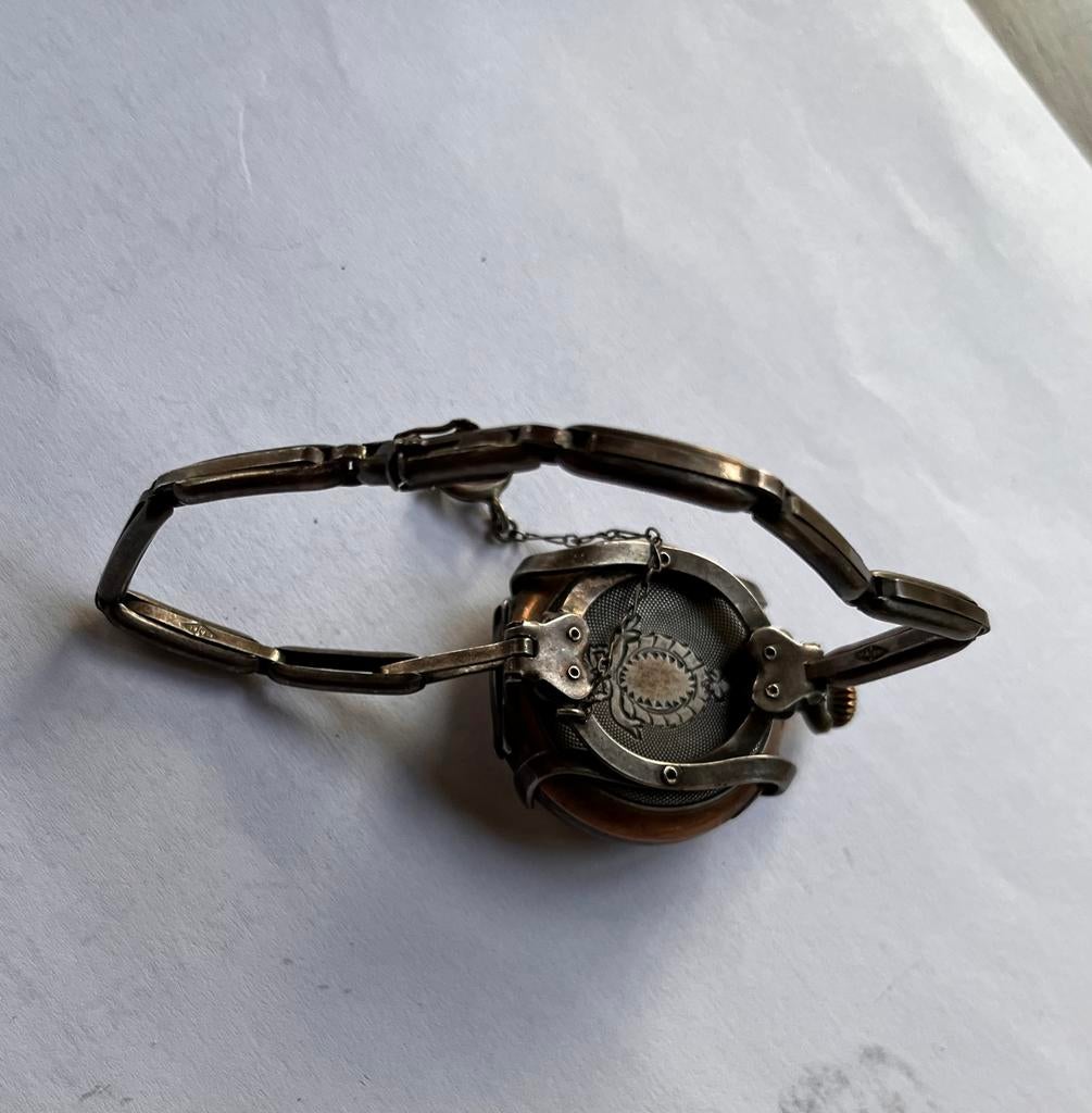 Antieke zakhorloge, Ophalen, Zakhorloge