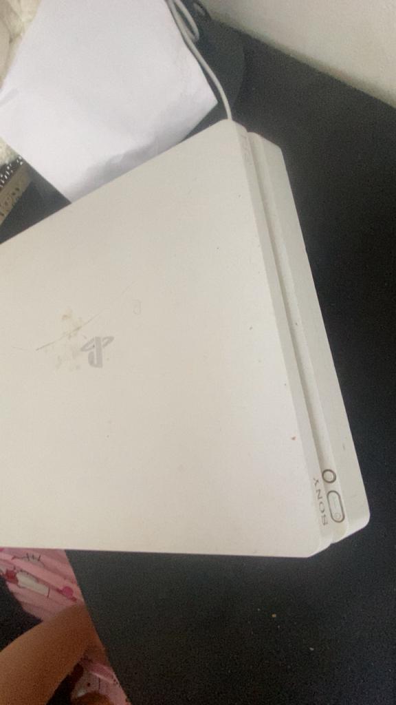 Xbox one en ps4 en samsung monitor kiezen, Ophalen of Verzenden, Gebruikt, Met 2 controllers