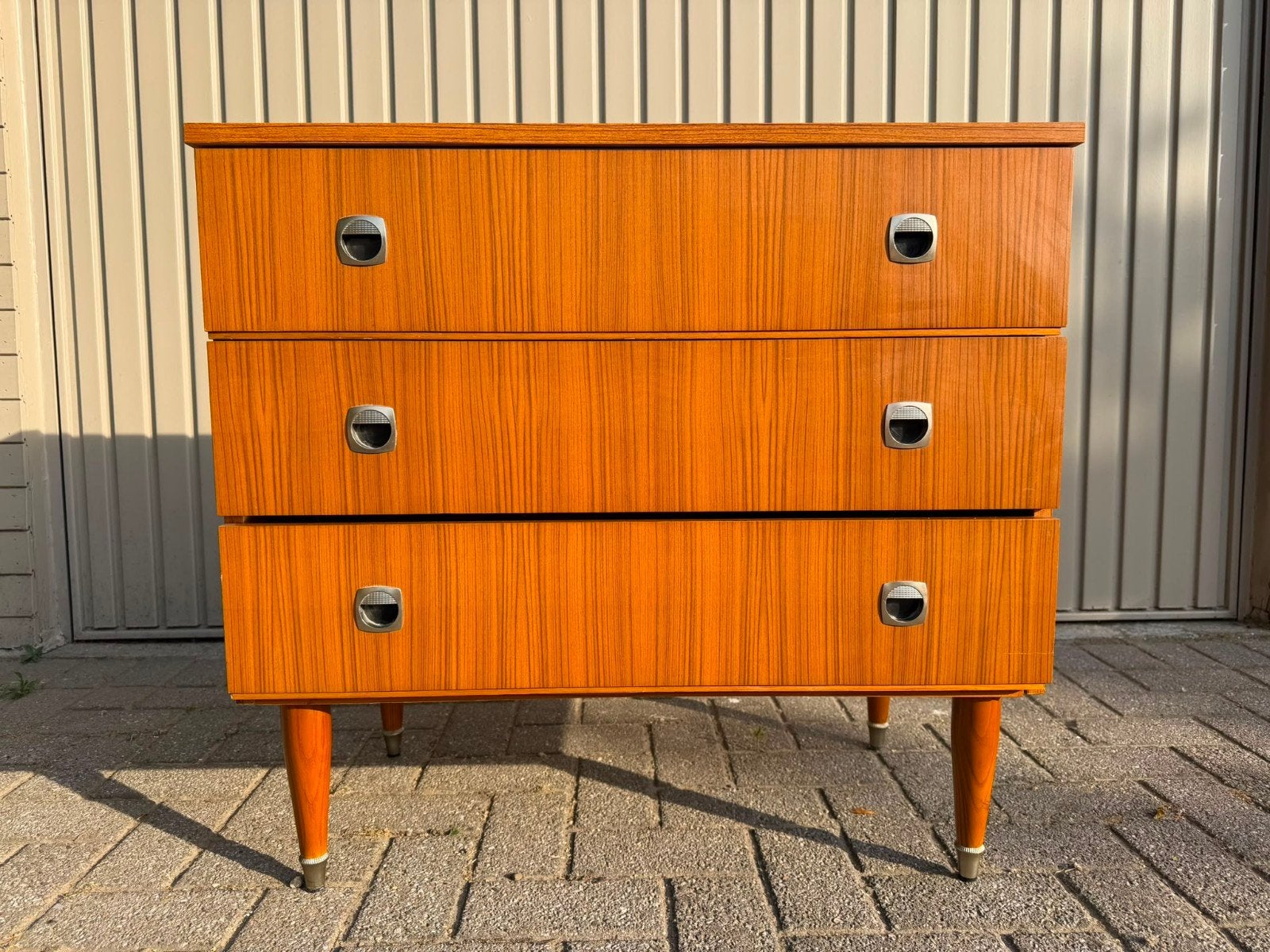 buffet vintage, Enlèvement