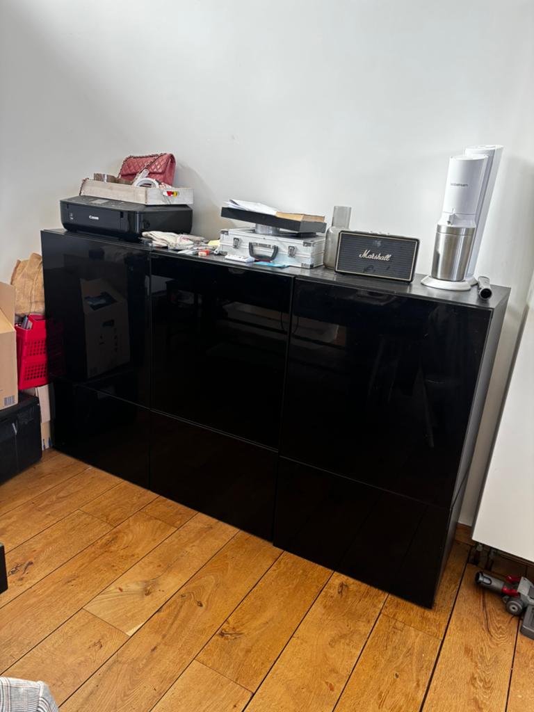 Besta ikea, Enlèvement, Comme neuf