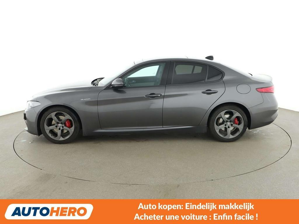 Alfa Romeo Giulia 2.2 JTDM Rosso Edizione (automatique), Cuir, Argent ou Gris, Noir, Automatique