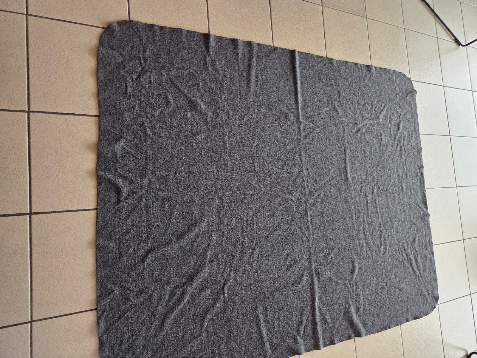 zachte,warme, grijze fleece plaid. nett., Maison & Meubles, Accessoires pour la Maison | Plaids & Couvertures, Gris, Enlèvement ou Envoi