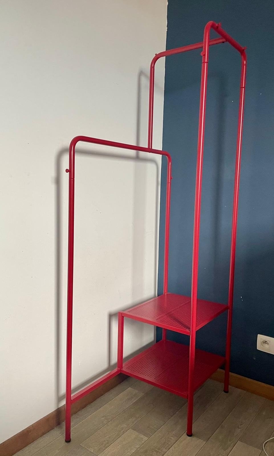 Portant IKEA NIKKEBY rouge avec étagères, Enlèvement, Comme neuf