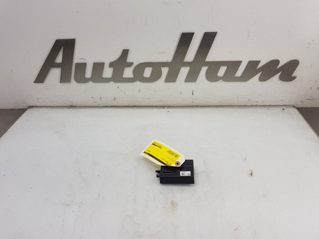 ANTENNE BMW 3 serie (F30) (01-2011/10-2018), Utilisé, BMW, Petuelring 130
80809  München, DE, Bayerische Motoren Werke AG