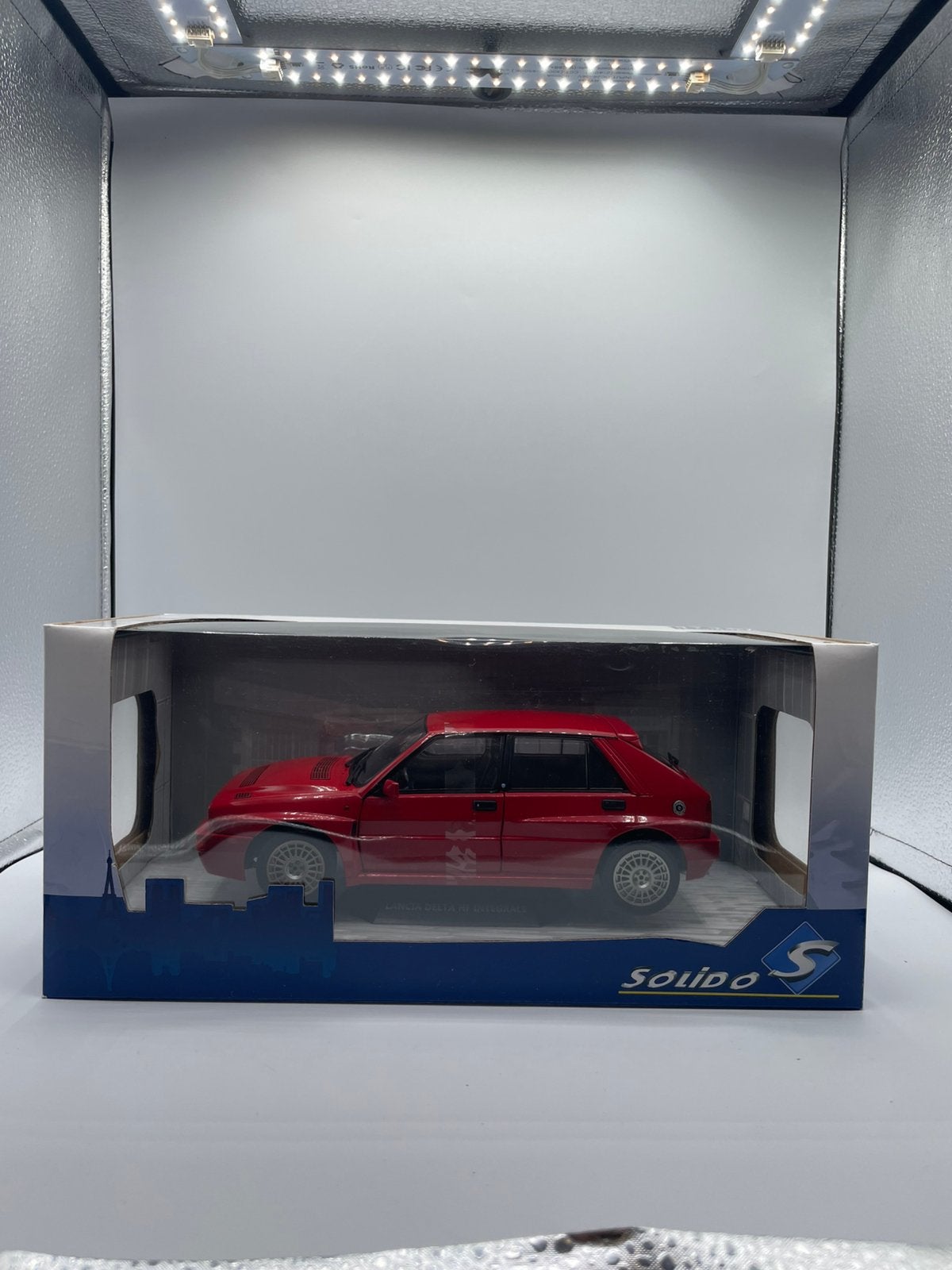 Lancia Delta HF integrale Solido 1/18, Enlèvement, Comme neuf, Solido