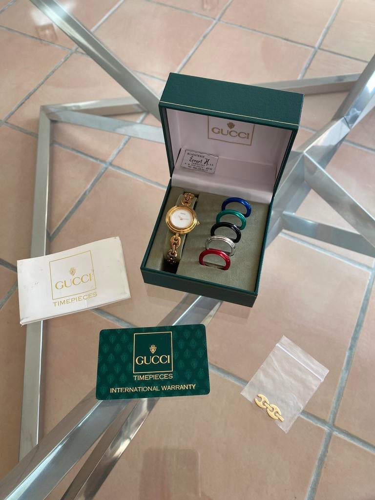 Montre Gucci femme, Handtassen en Accessoires, Horloges | Dames, Ophalen of Verzenden, Zo goed als nieuw