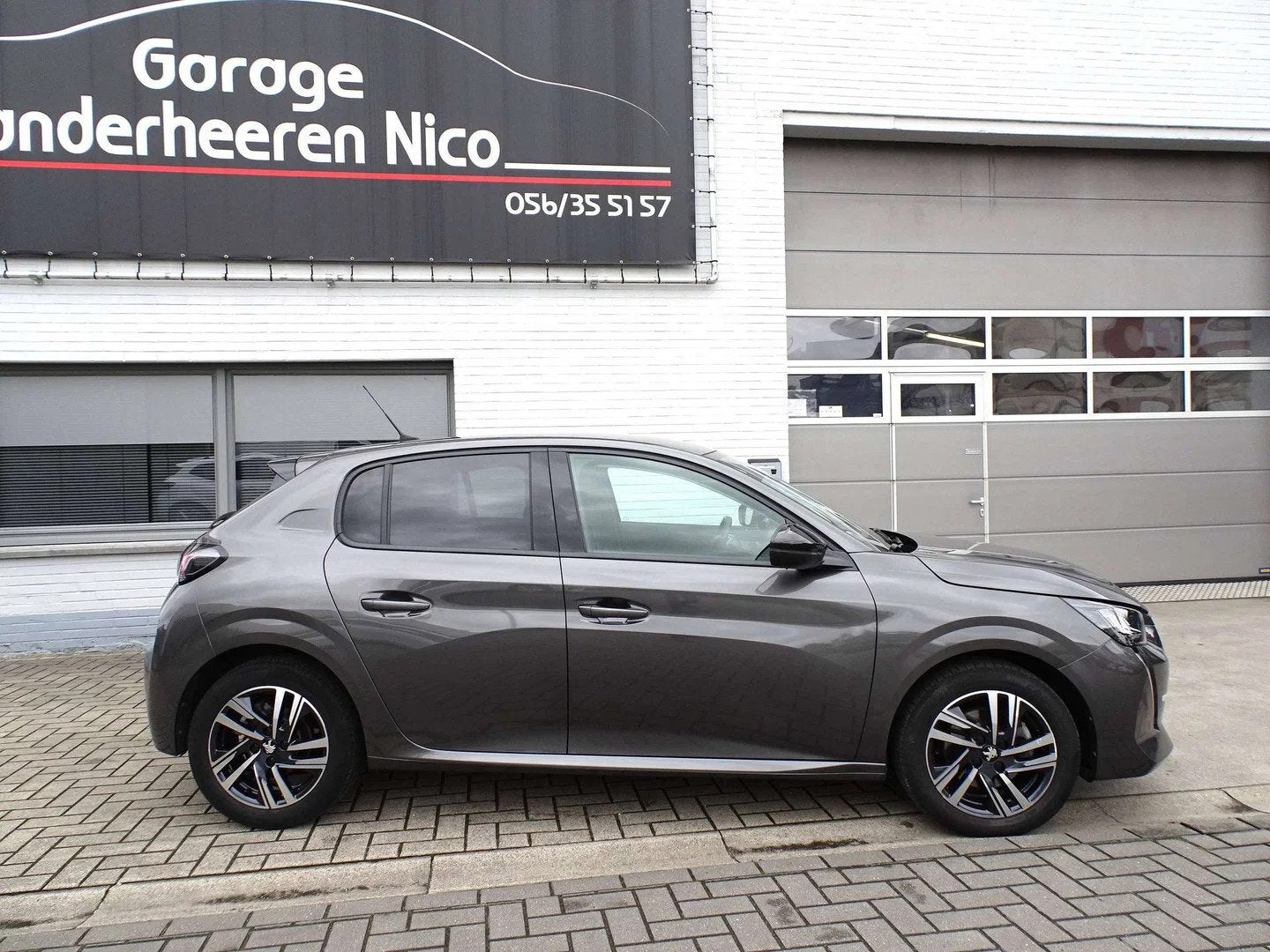 Peugeot 208 1.2i Allure Pack CARPLAY,CAMERA,FULL LED,NAVI,CR, Autos, Peugeot, Argent ou Gris, Achat, Euro 6, Entreprise