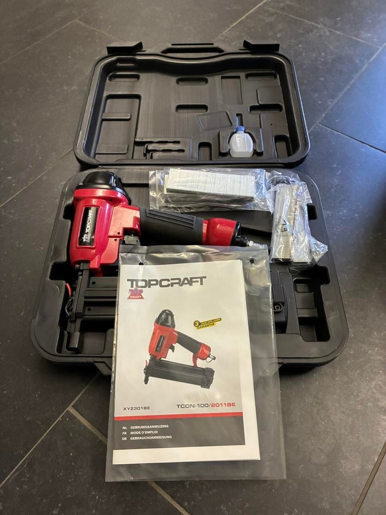 Pneumatische nagelmachine. Topcraft, Enlèvement, Comme neuf