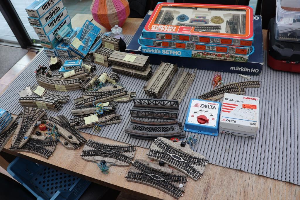 Märklin lot treinsporen allerhande, ook los per stuk te koop, Hobby en Vrije tijd, Wisselstroom, Gebruikt, Rails, Ophalen of Verzenden