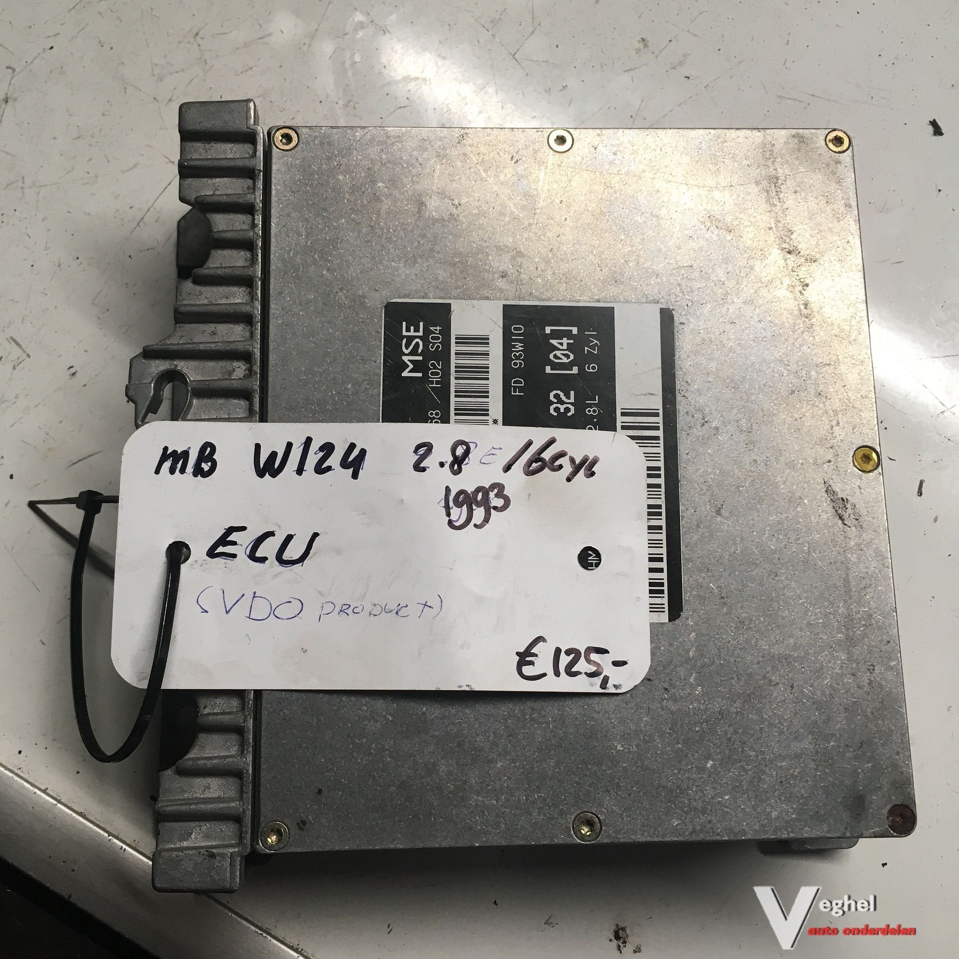 Mercedes W124 2.8 / 6 cilinder 1993 ECU  013 545 1132 [04], -, Utilisé, -, -