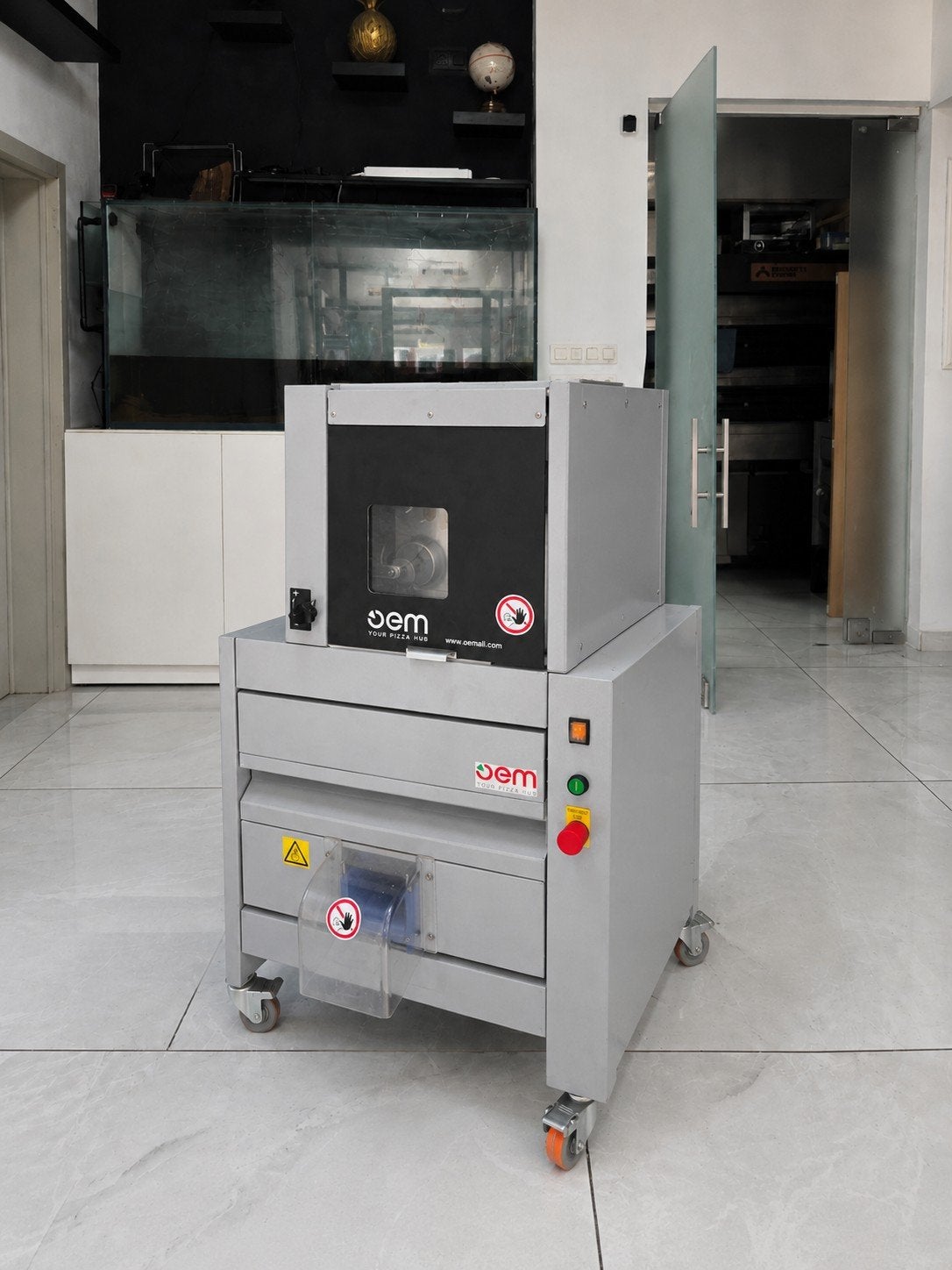 Machine professionnelle OEM pour pâte à pizza – Diviseuse, Ophalen, Nieuw zonder verpakking