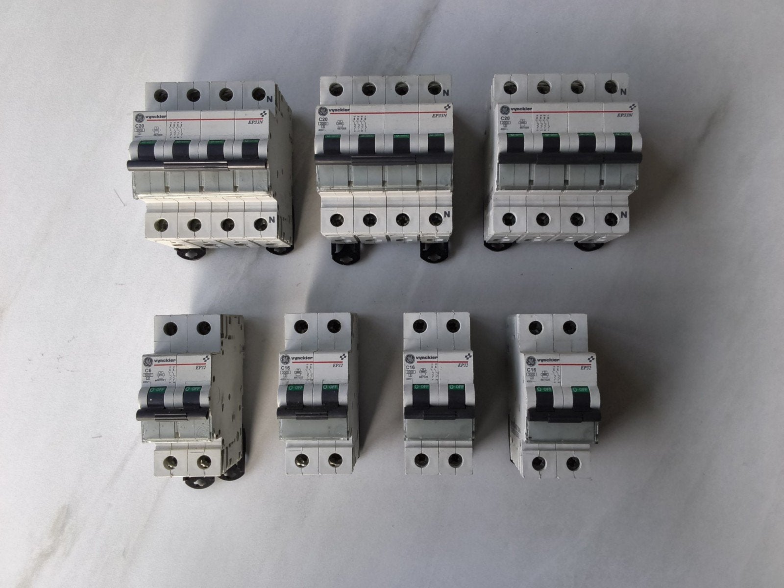 Clignoteur automatique 7 pièces 3x C20 EP33N 3x C16 ep32 1x, Bricolage & Construction, Enlèvement ou Envoi, Comme neuf, ABB, Disjoncteur divisionnaire
