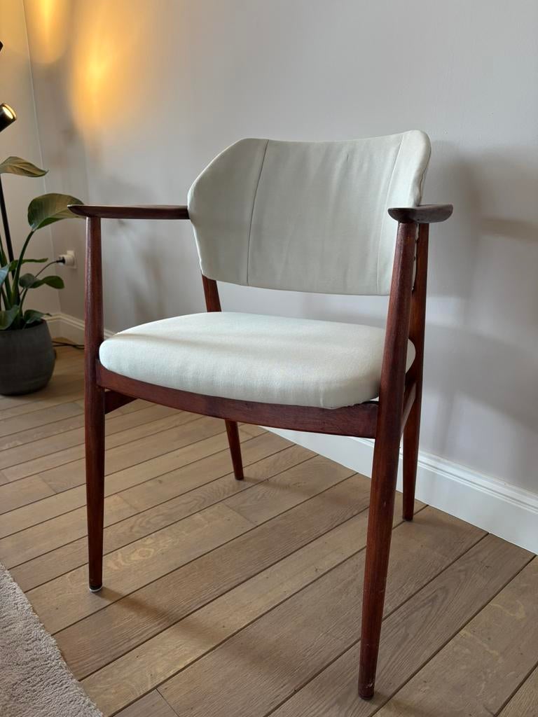 Vintage Deense armstoel, Huis en Inrichting, Ophalen, Deens Vintage, Overige kleuren, Zo goed als nieuw