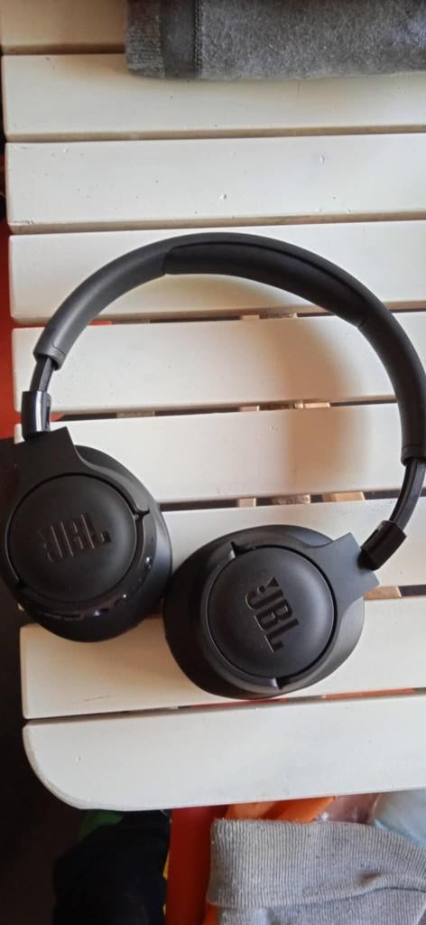 JBL wireless headset, JBL, On-ear, Ophalen of Verzenden, Zo goed als nieuw