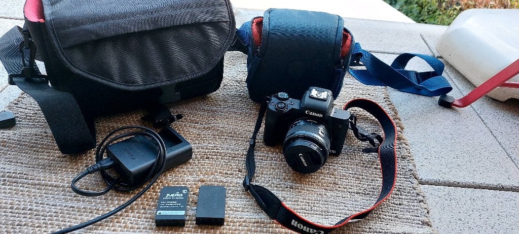 Canon Camera with lens, Canon, Ophalen of Verzenden, Zo goed als nieuw, 24 megapixels