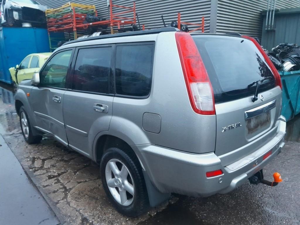 ACHTERAS 4X4 ABS Nissan X-Trail (T30) (01-2001/01-2013), Gebruikt, Nissan