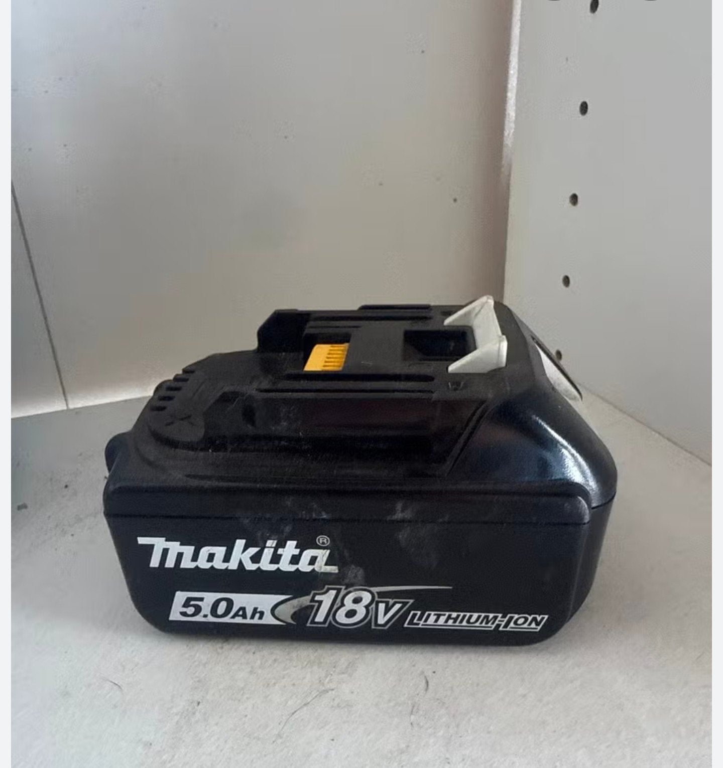 Batterie Makita 5 Ah 18 V, Bricolage & Construction, Outillage | Pièces de machine & Accessoires, Enlèvement