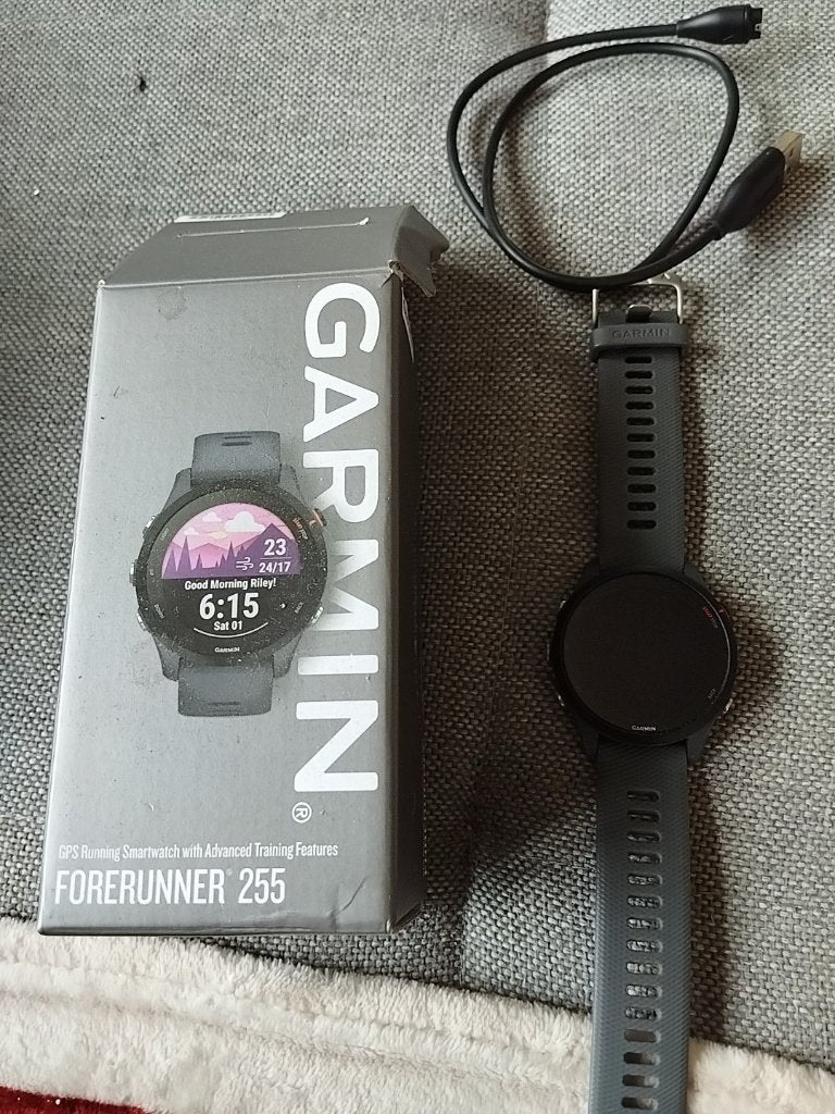 Hardloop horloge garmin, Bijoux, Sacs & Beauté, Montre-bracelet, Autres marques, Enlèvement ou Envoi, Comme neuf