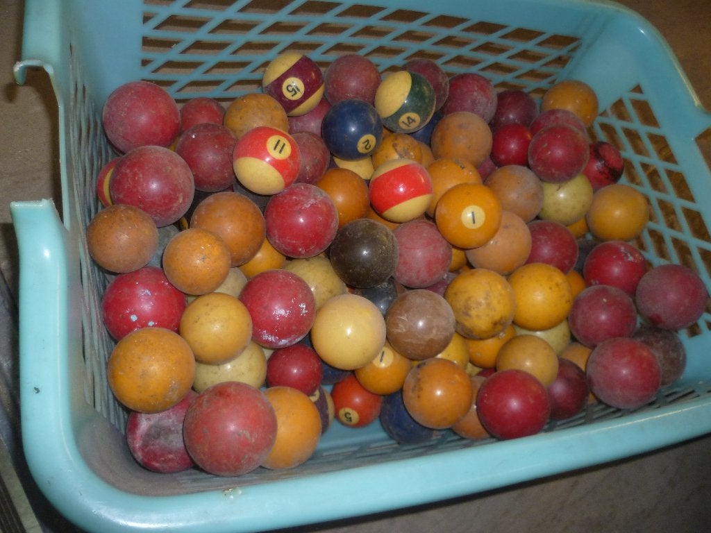 150  OUDE BILJARD BALLEN (ivoren), Enlèvement