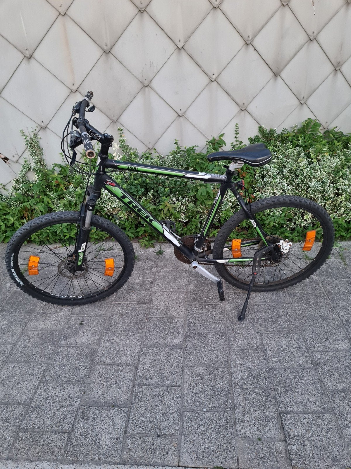 Trek 3500 Mountainbike (Zwart/Groen), Vélos & Vélomoteurs, Guidon à 360°, Enlèvement, Frein à disque, Trek