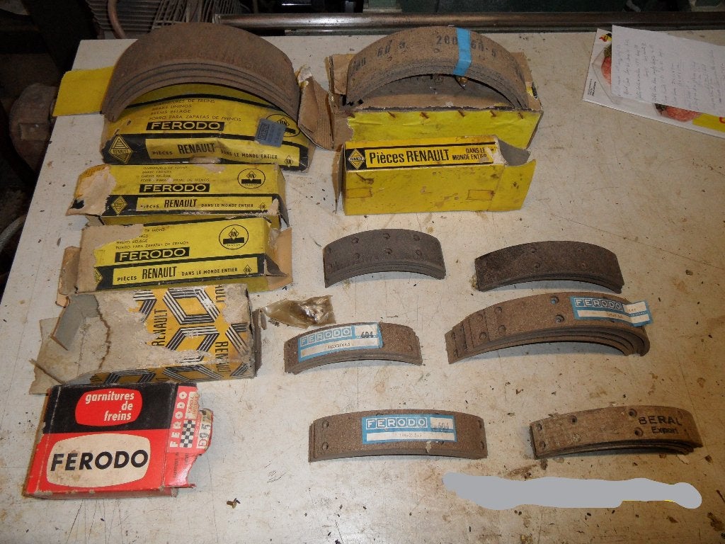 A vendre ferrodo neuf pour ancêtre Renault, Autos : Pièces & Accessoires, Freins & Transmission, Renault, Neuf, Enlèvement
