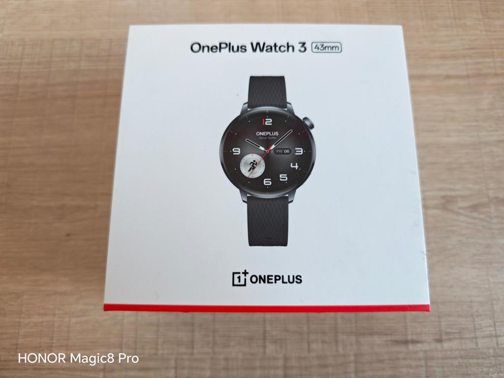 Nouvelle montre OnePlus 3 (43 mm) - Acier noir, Neuf, Enlèvement ou Envoi, Noir, Android