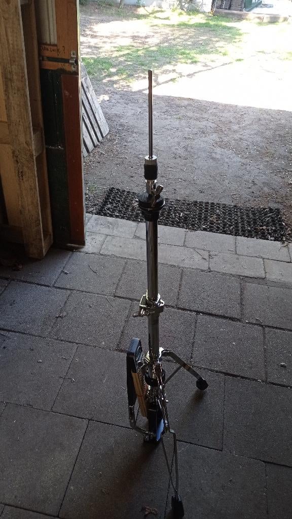 Hi-hat staander + pedaal, Musique & Instruments, Batteries & Percussions, Enlèvement, Utilisé, Autres marques