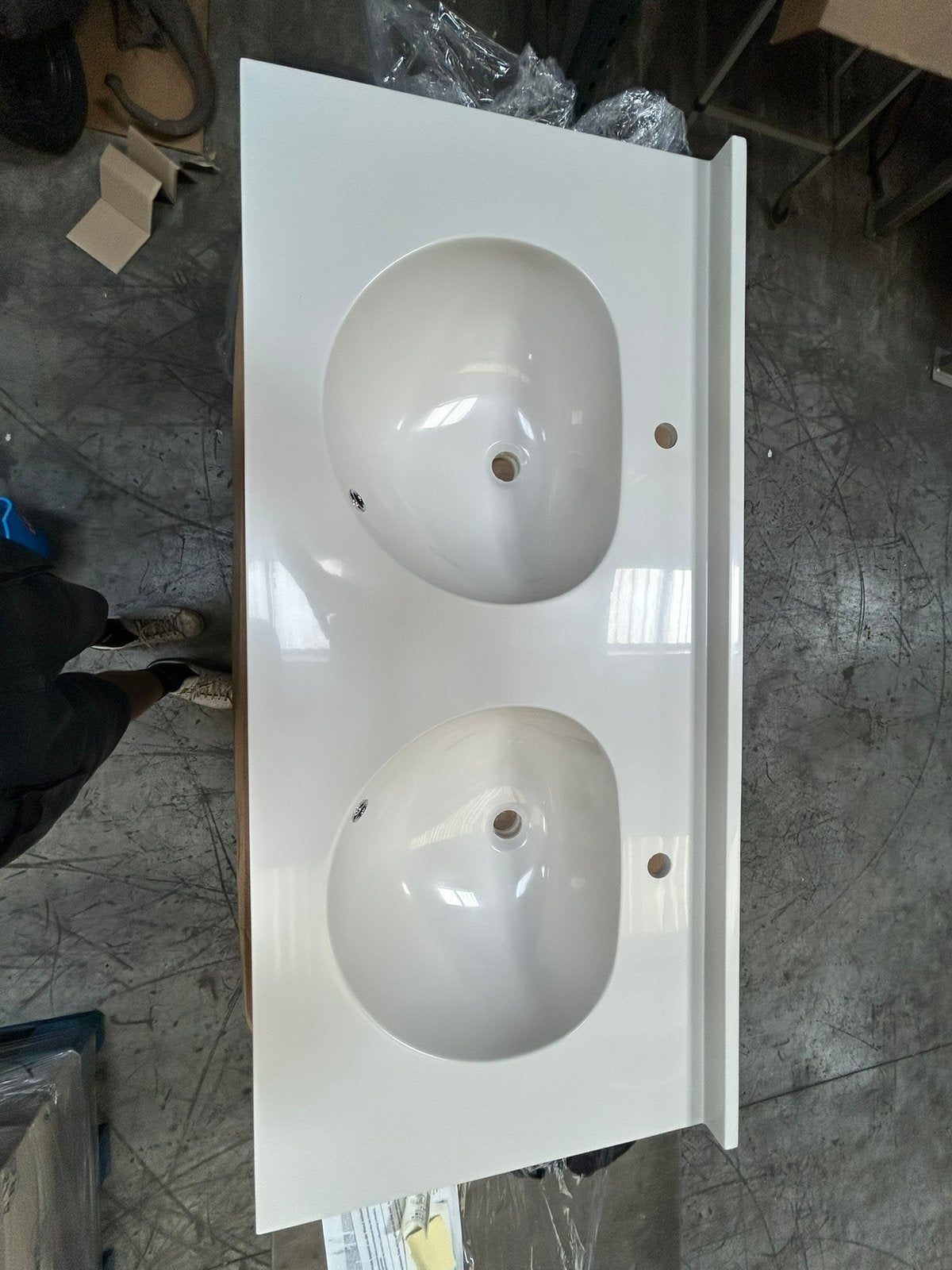 Dubbele lavabo 130 x 60 - Nieuw, Doe-het-zelf en Bouw, Sanitair, Ophalen, Zo goed als nieuw