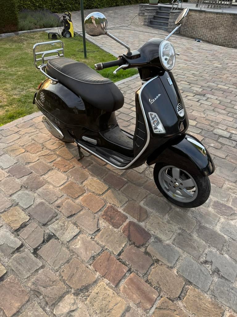 Vespa GTS 125cc, 250cc, 300cc ALLE ONDERDELEN TE KOOP, Motoren, Motoren | Piaggio, Particulier, Ophalen