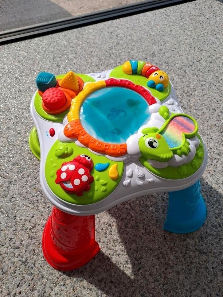 Table sensorielle Chicco, Enfants & Bébés, Jouets | Jouets de bébé, Enlèvement, Utilisé