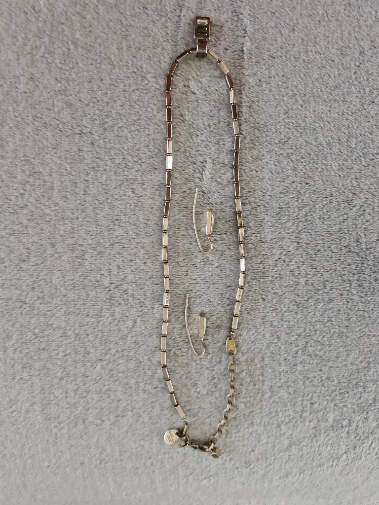 Ketting + oorringen Dyrberg Kern, Handtassen en Accessoires, Kettingen, Overige materialen, Ophalen of Verzenden, Zilver, Verstelbaar