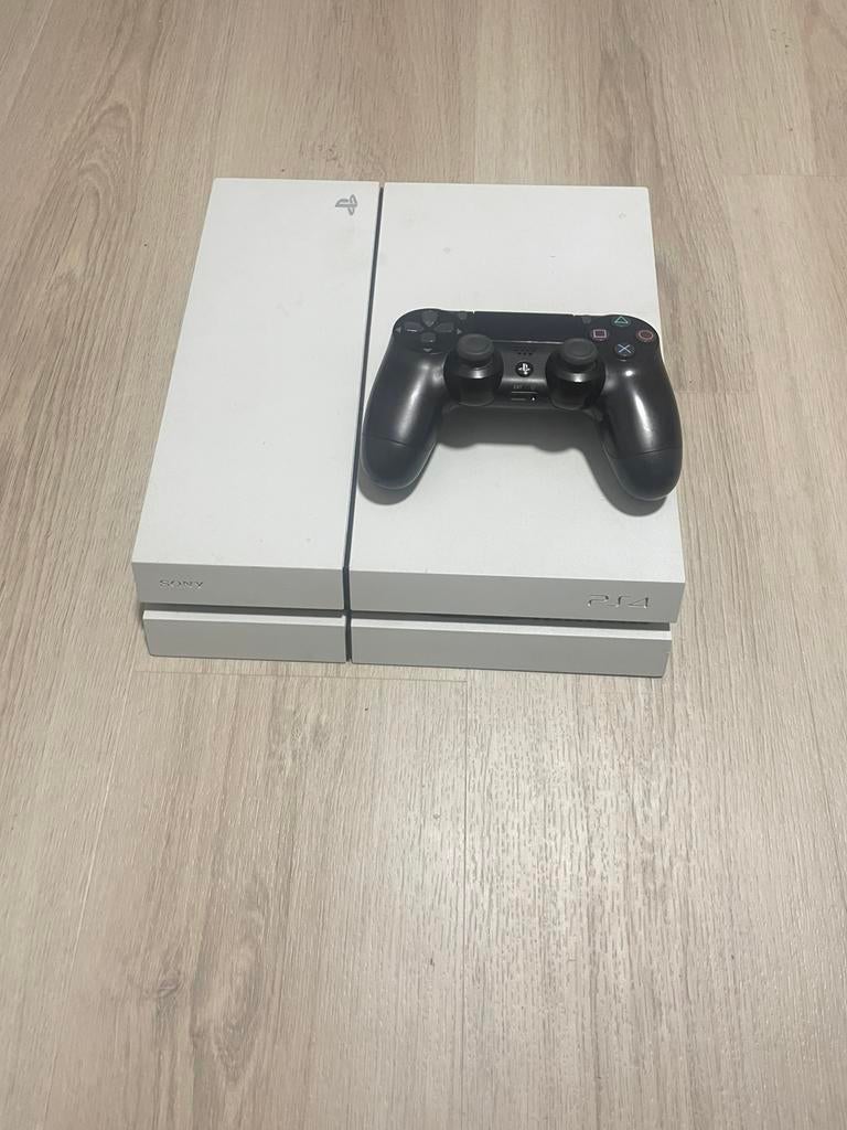 Ps4, 500 GB, Avec 1 manette, Enlèvement, Utilisé