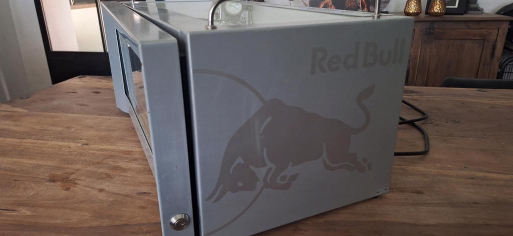 RedBull ijskast, Verzamelen, Ophalen, Gebruikt