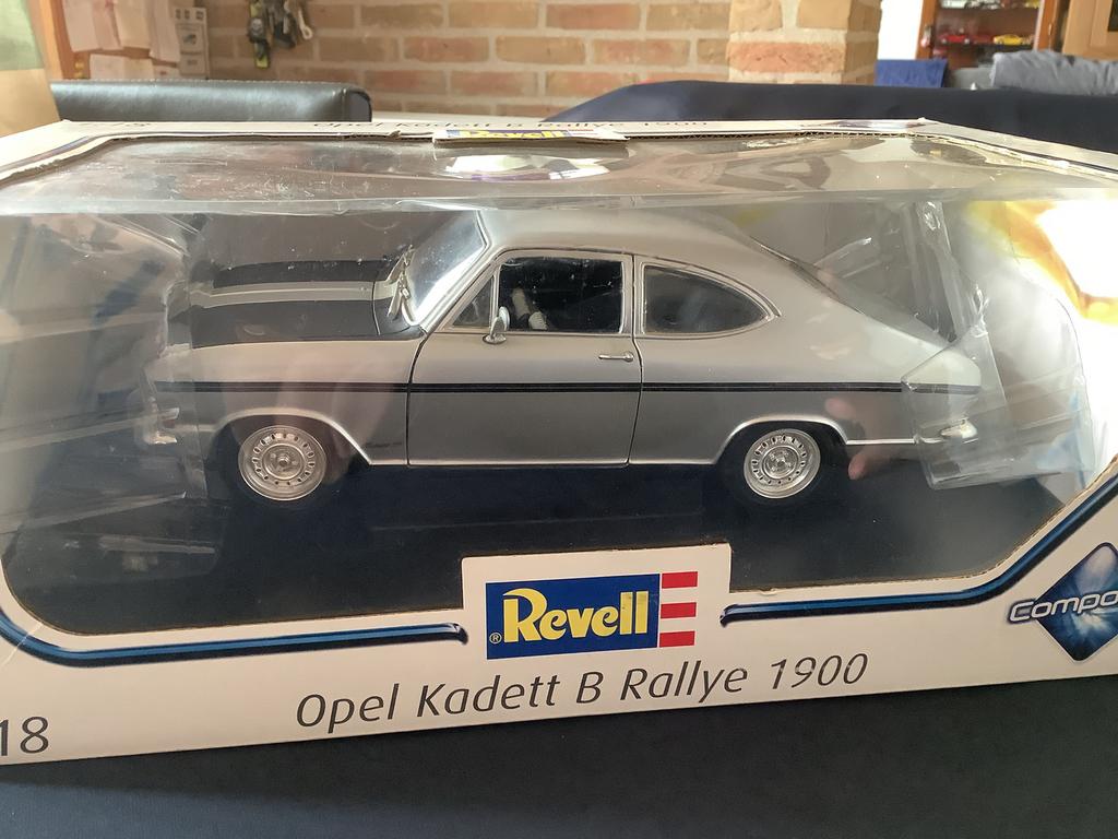 Opel kadett B Rallye 1900, Enlèvement, Comme neuf