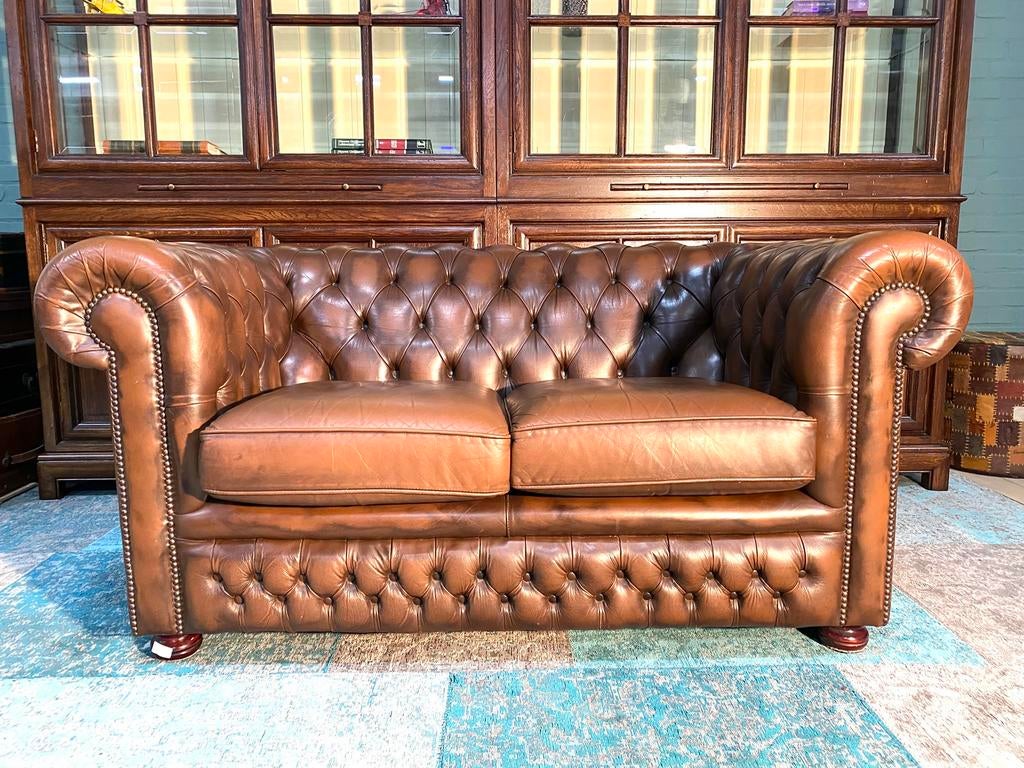 Engelse Springvale Chesterfield zetel Tabaco bruin, Huis en Inrichting, Ophalen of Verzenden, Leer