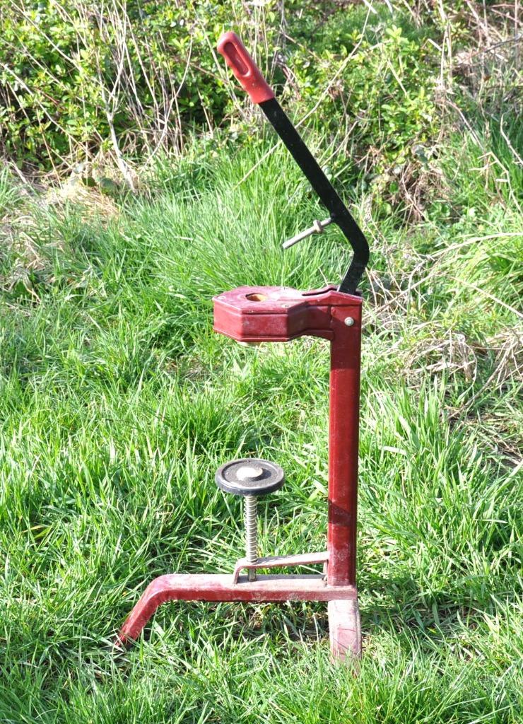 grande bouchonneuse tripode, Ophalen of Verzenden, Gebruikt